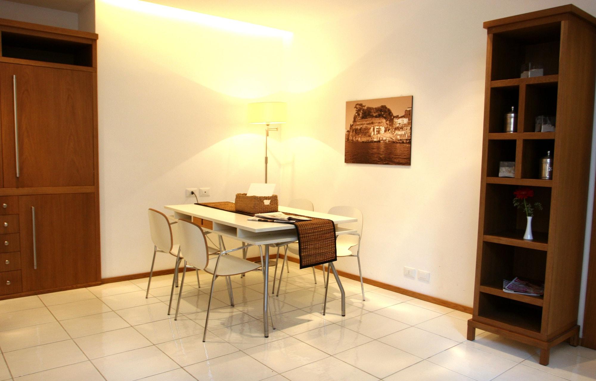 سورينتو Rota Suites المظهر الخارجي الصورة